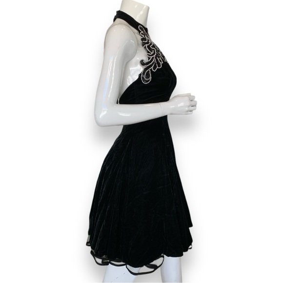 BETSY & ADAM VINTAGE BLACK VELVET SEQUIN BEADED PARTY HALTER DRESS JUNIOR 5-6 - Picture 4 of 10